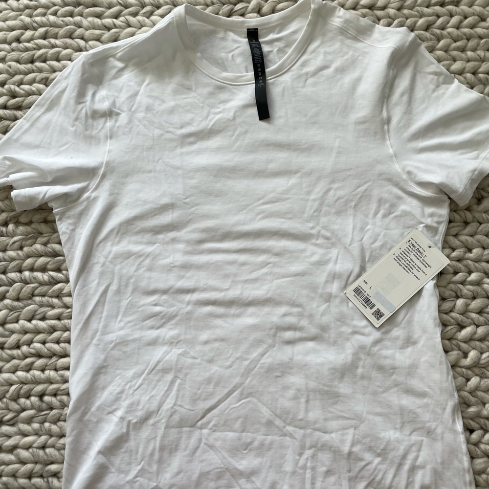 Lululemon - 5 year basic T-shirt - New